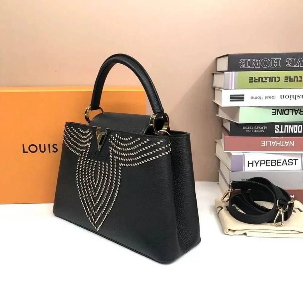 Louis Vuitton Women Pre-Loved Bag Very Good Condition